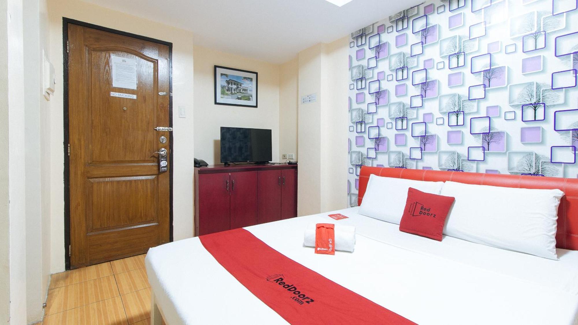 Reddoorz At Dbuilders Rooms Ph2 טאגיג מראה חיצוני תמונה