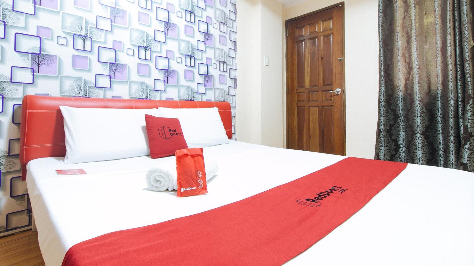 Reddoorz At Dbuilders Rooms Ph2 טאגיג מראה חיצוני תמונה